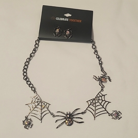 Black Diamond Spider Web Necklace! - Picture 1 of 5